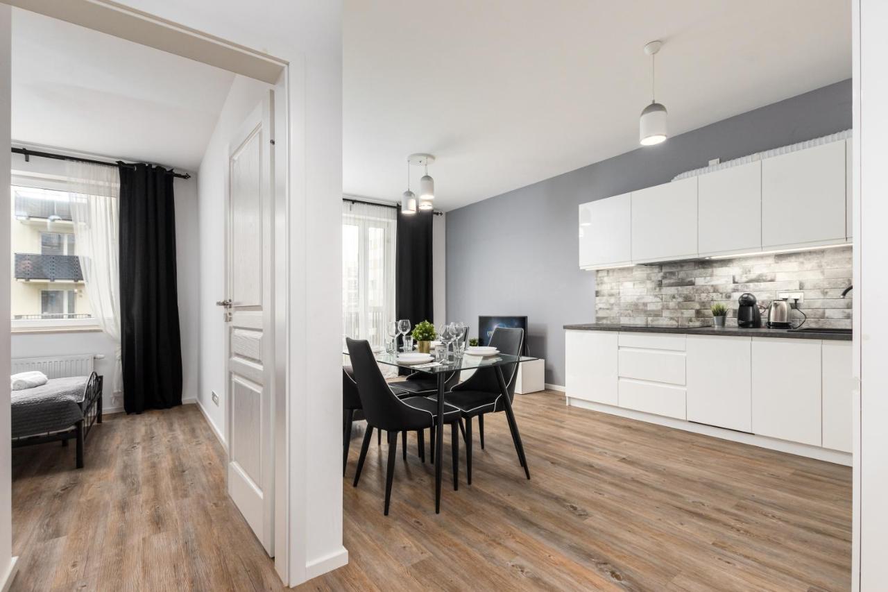 Rakowska 14A 1 Bedroom By Homeprime Warsawa Bagian luar foto