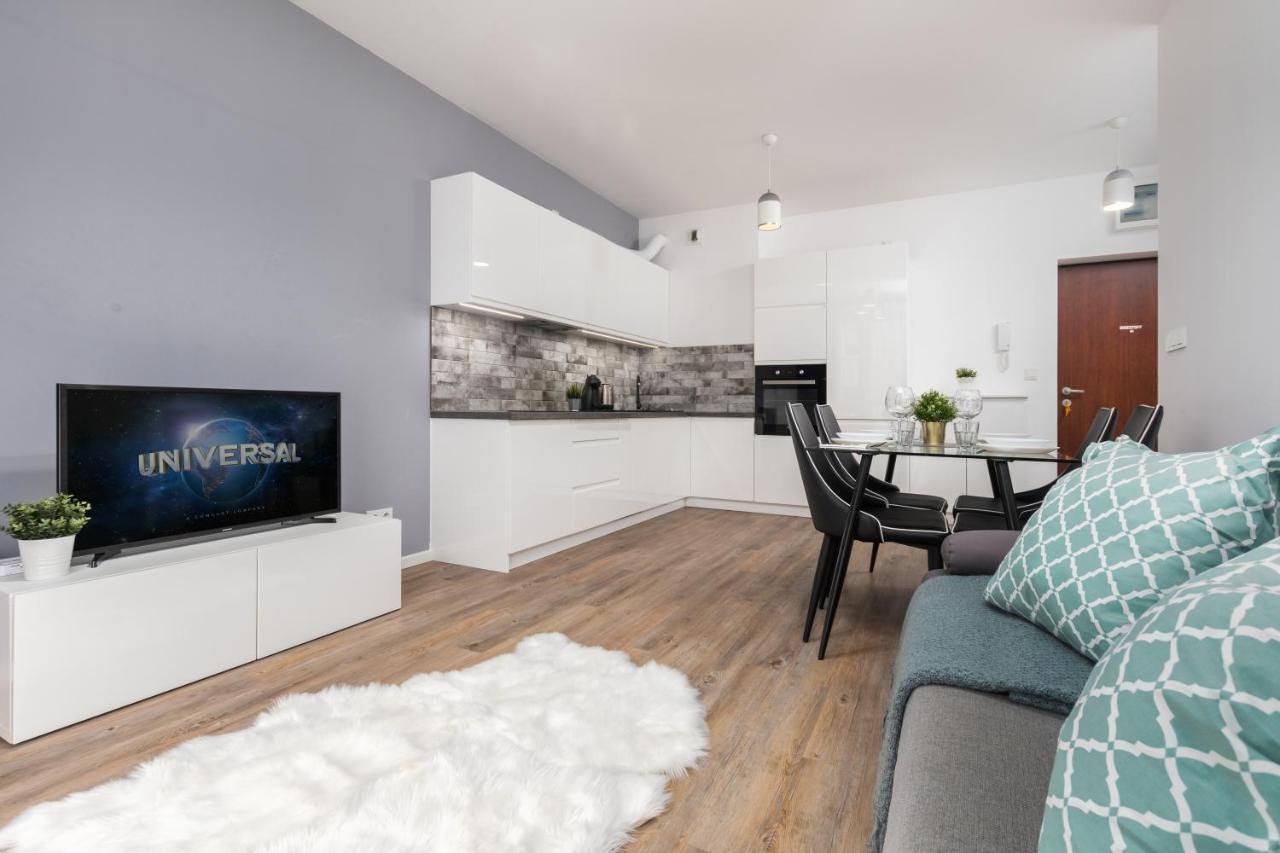 Rakowska 14A 1 Bedroom By Homeprime Warsawa Bagian luar foto